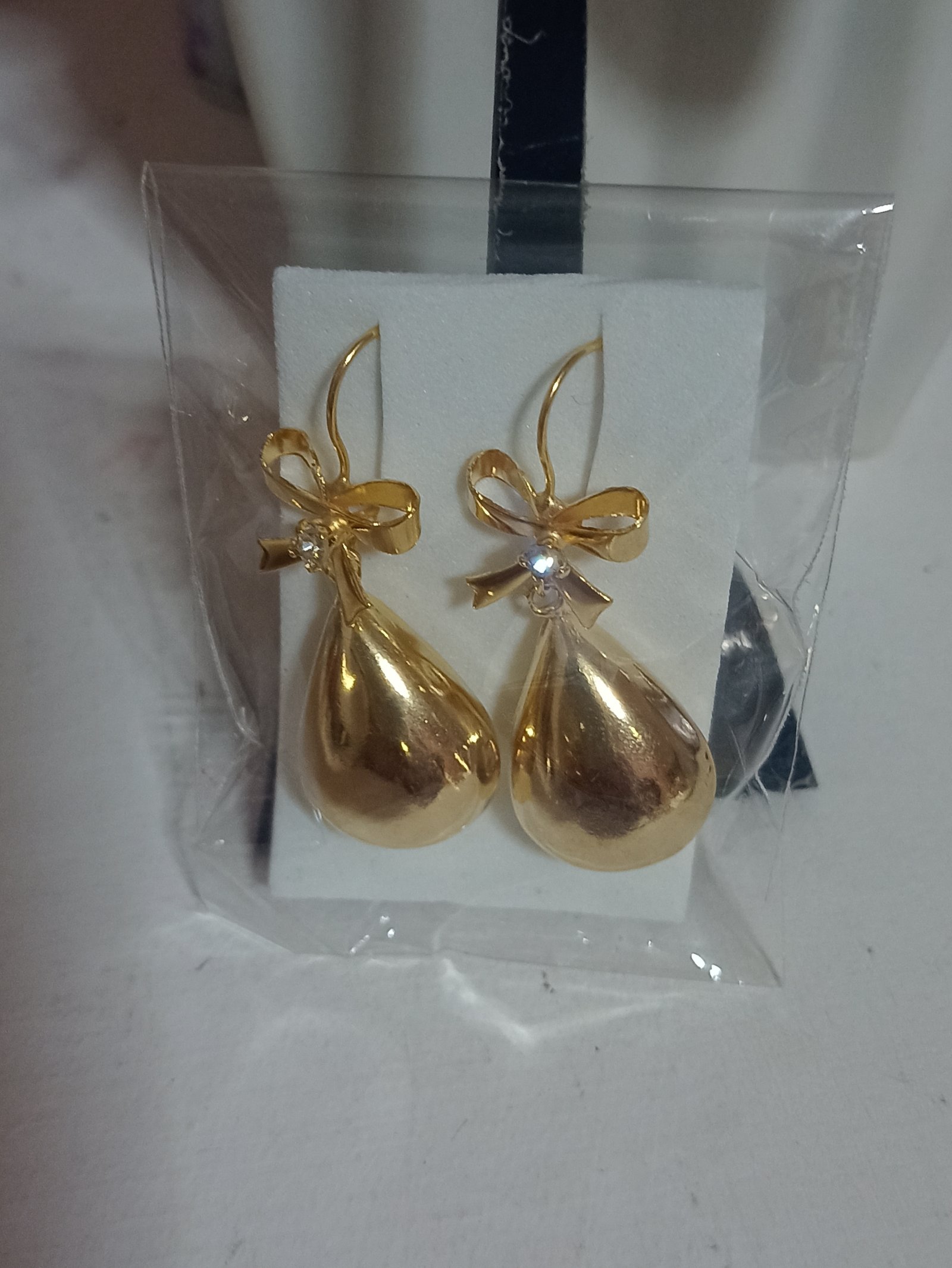 Aretes en baño de oro laminado en14k