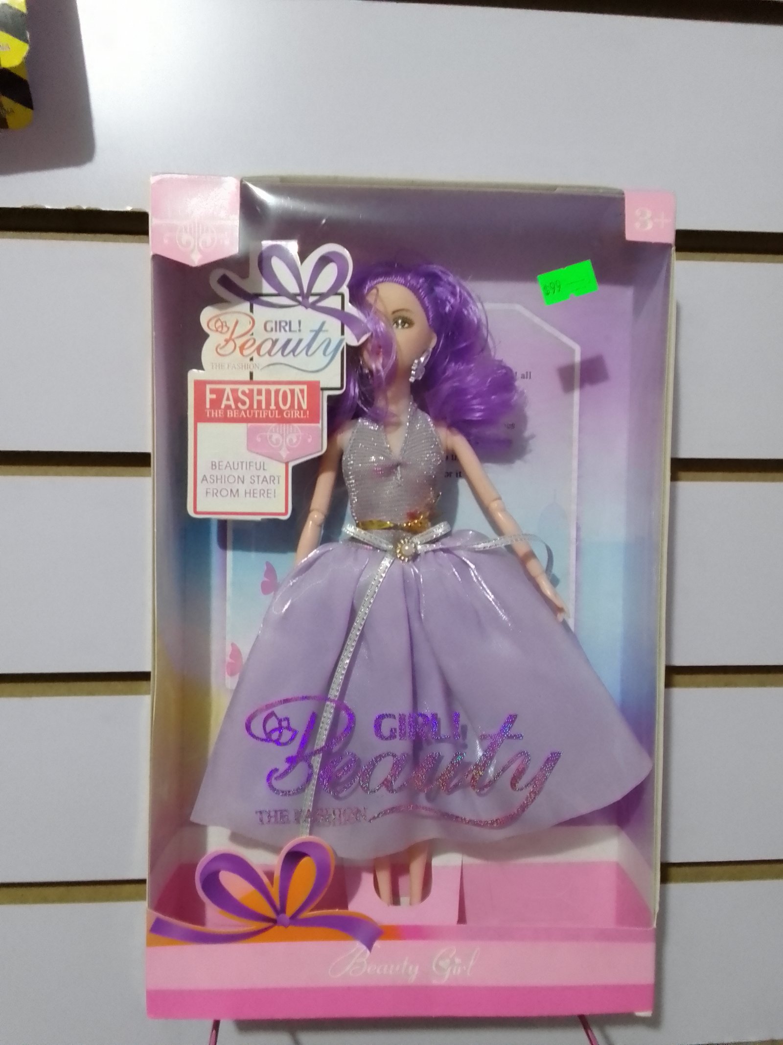 Barbie fashion cabello morado