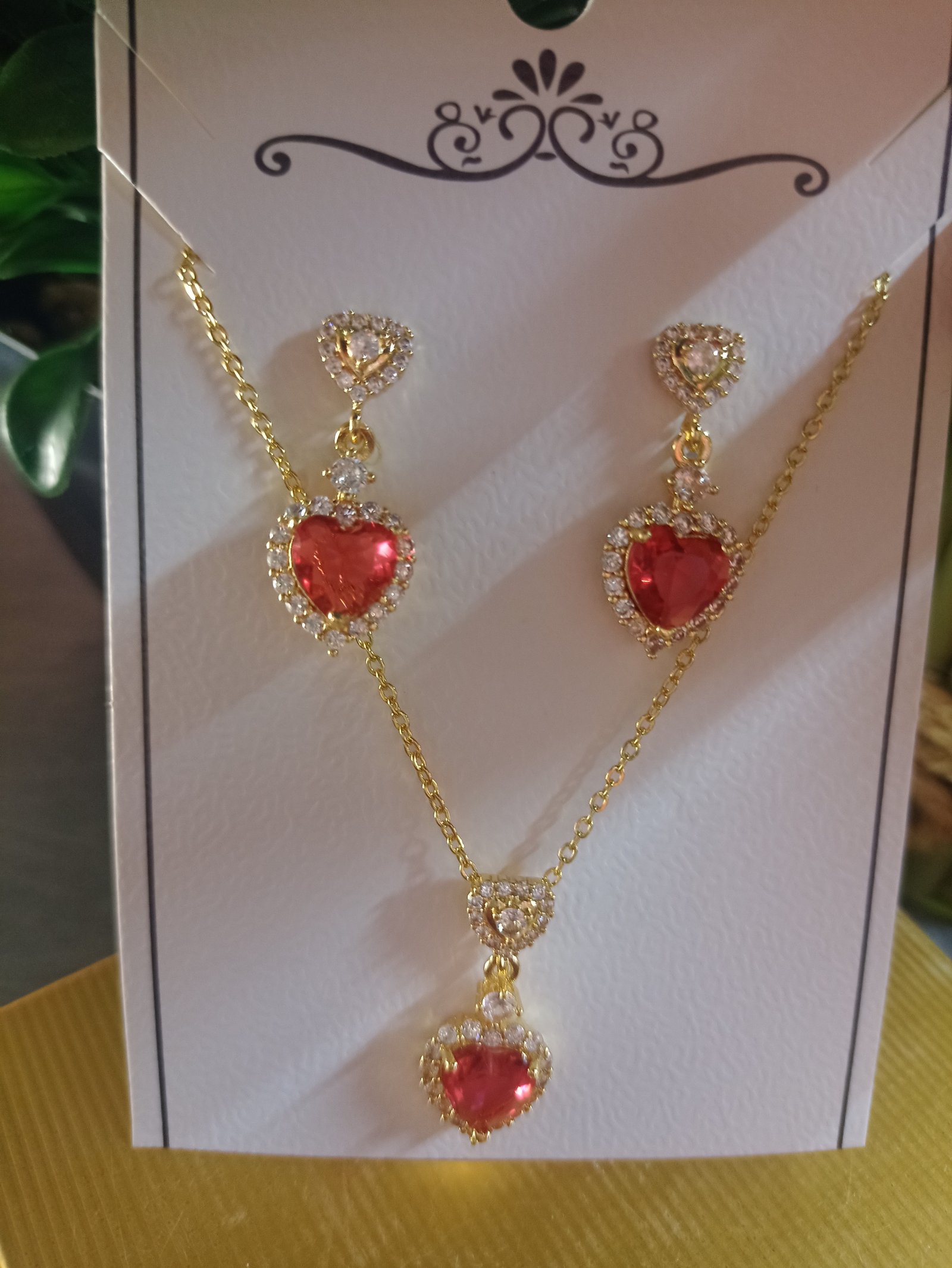 Jgo aretes cadena y dije.