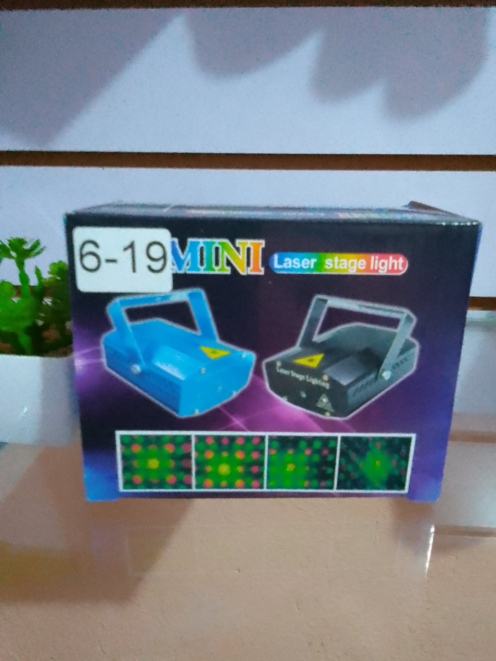 Mini proyector lacer