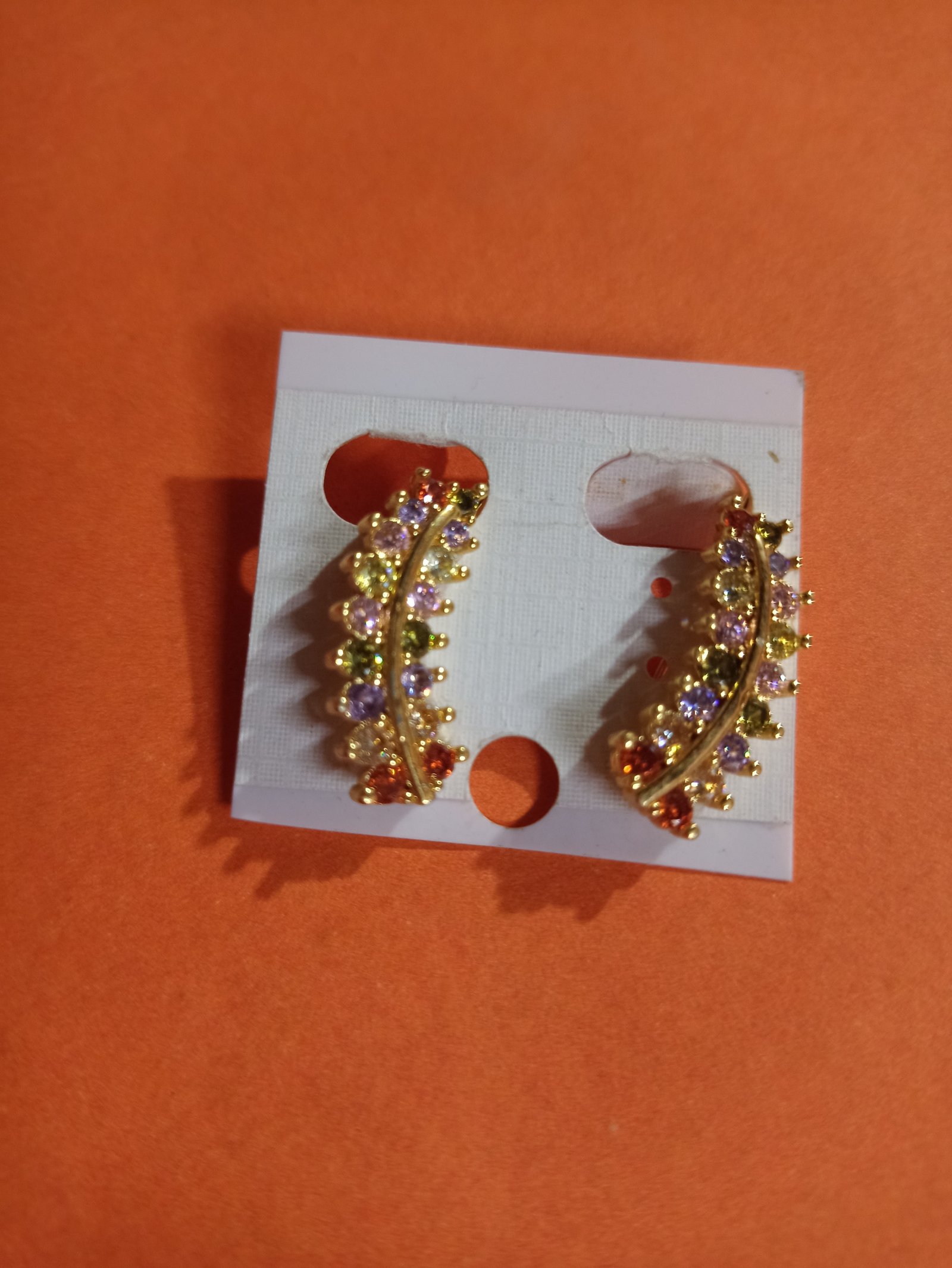 Aretes circonias de colores