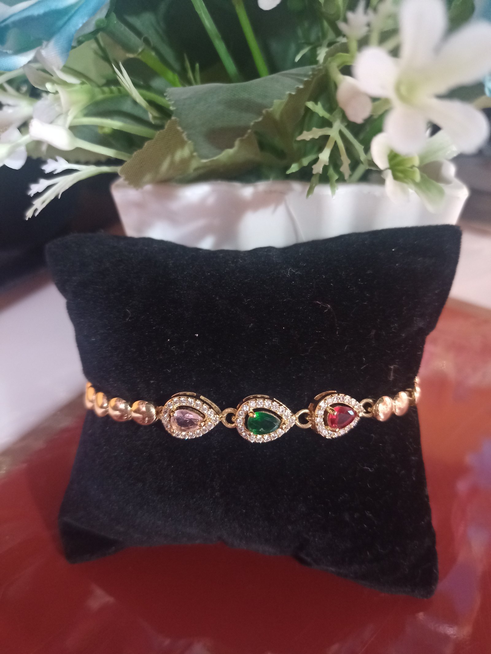 Brazalete con circonias