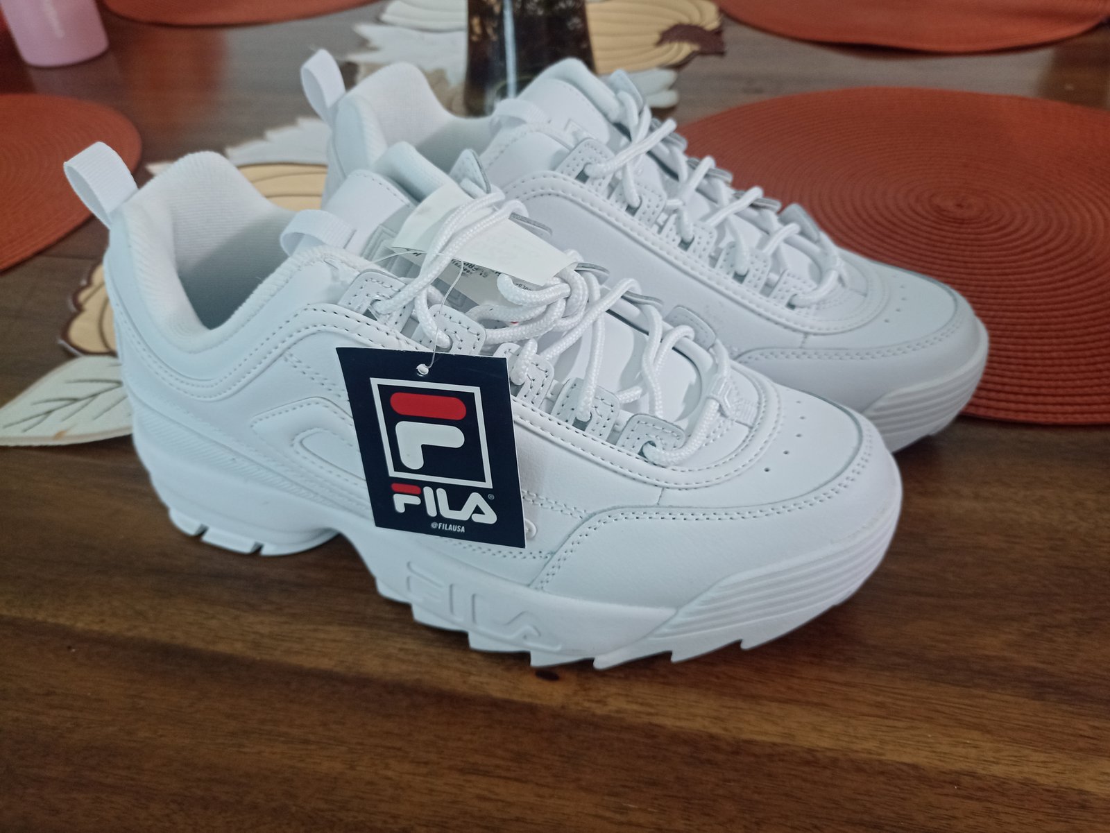 Tenis fila #26