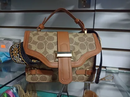 Bolso de dama